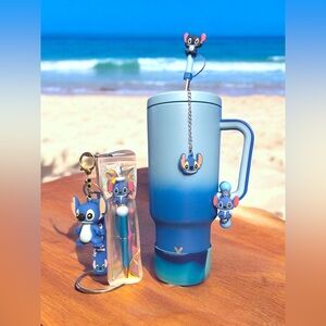 40oz Blue Sky Meoky with stitch accessories